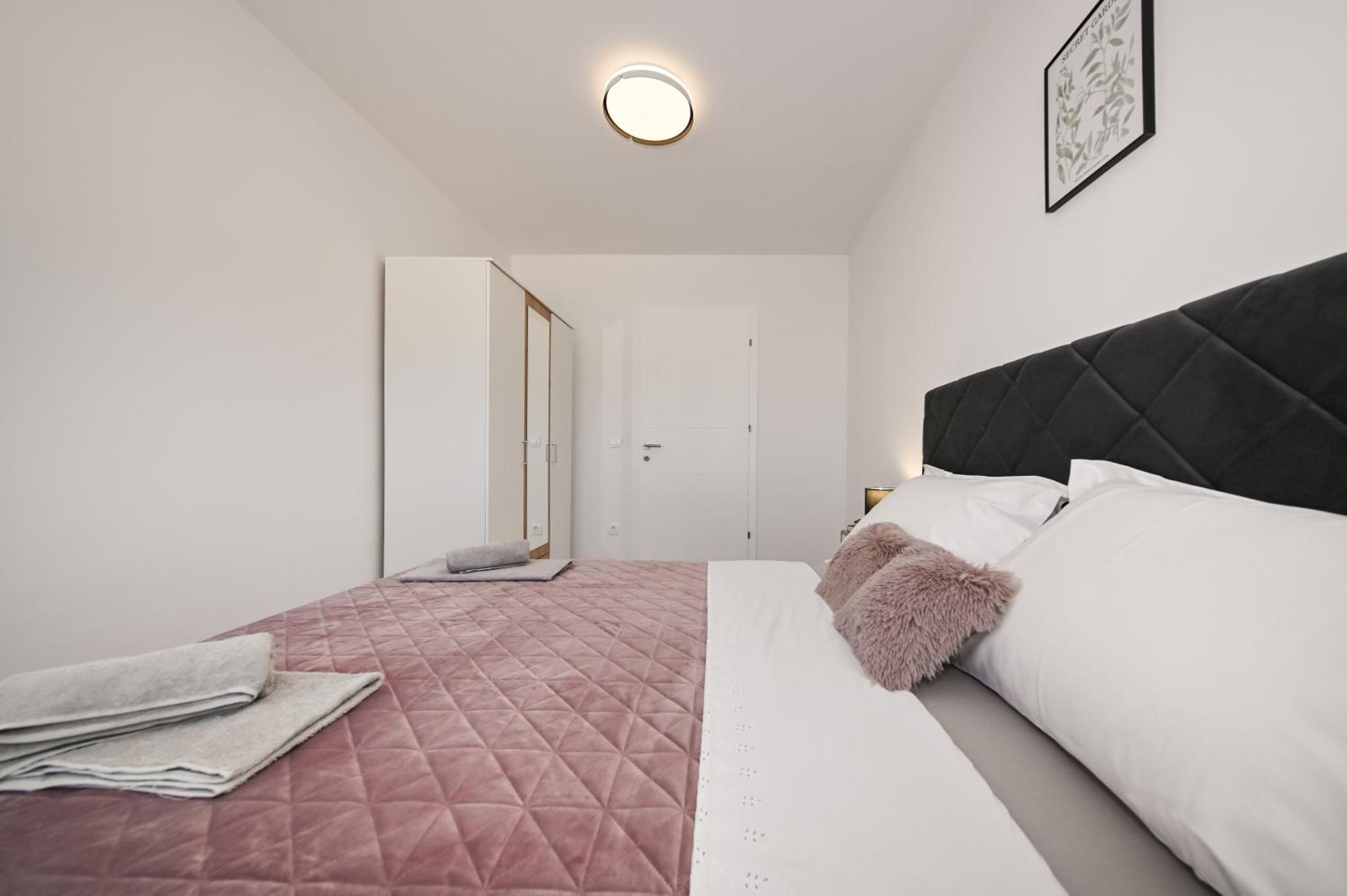 Veliki Apartman Petra Posedarje Quarto foto